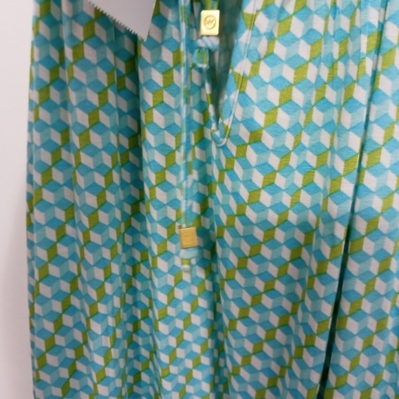 Michael Kors Cold Shoulder Geometric Pattern Blouse with Keyhole Closure - Picture 7 of 9